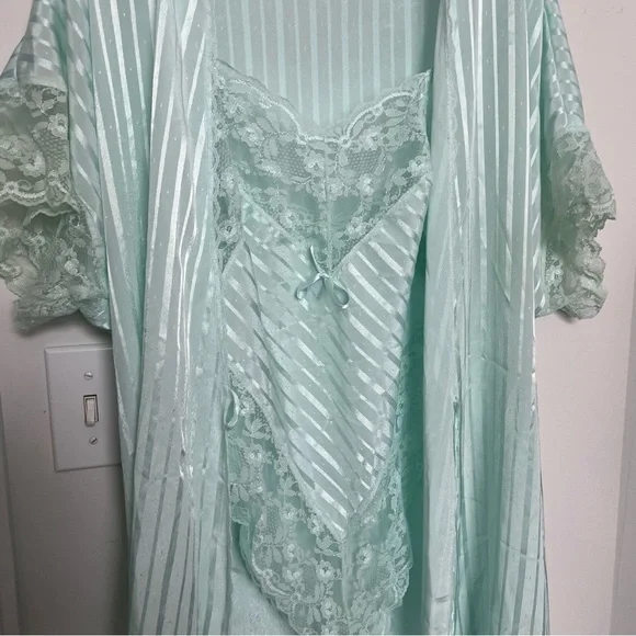 Vintage Mint Green Sheer Lace Robe & Lingerie Set | Coquette Boudoir Peignoir M - Picture 9 of 11